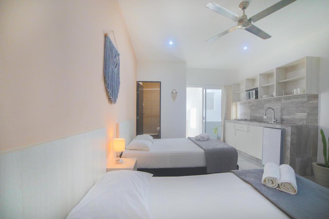 Almond Suites Playa del Carmen Buitenkant foto
