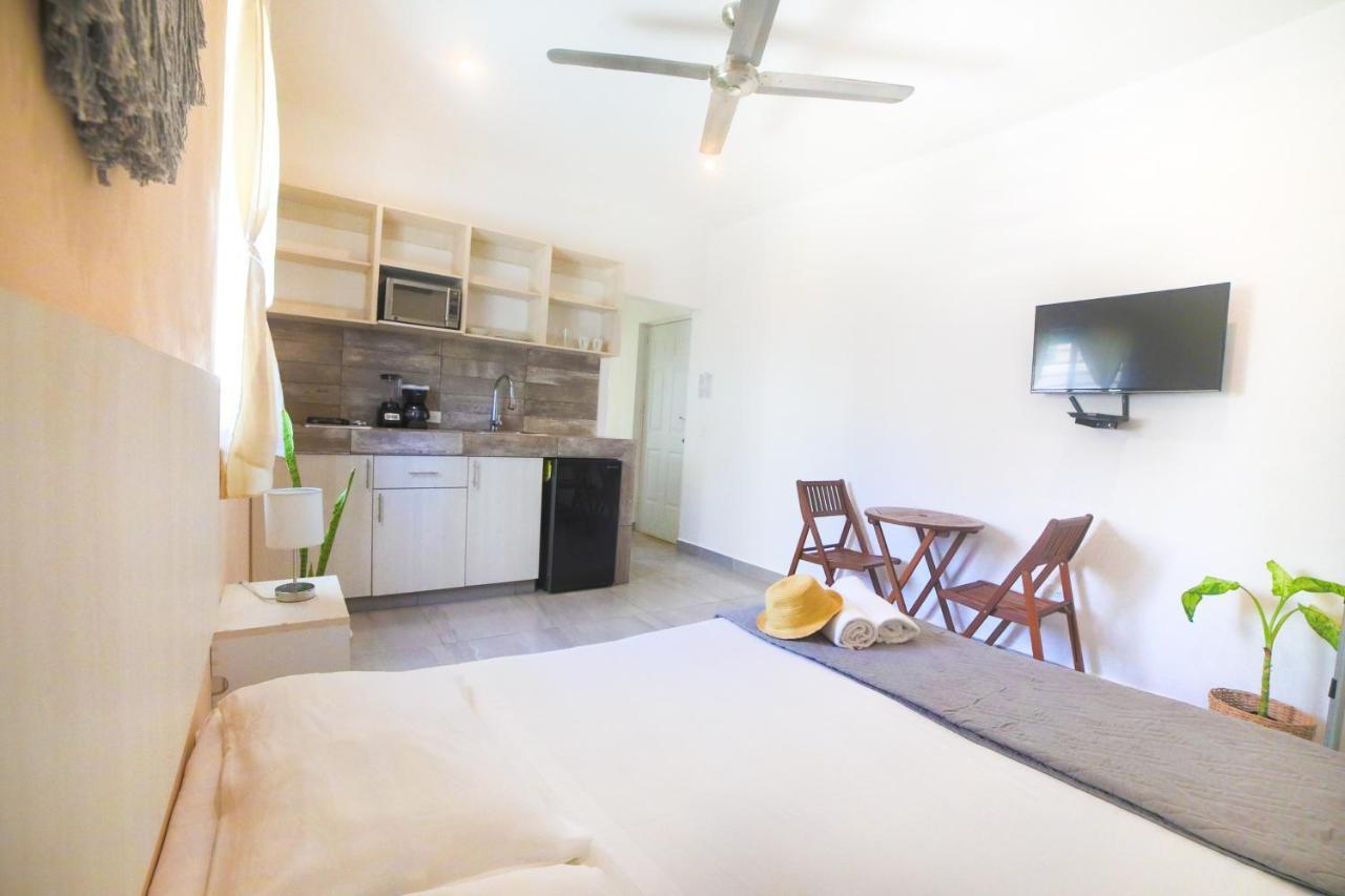 Almond Suites Playa del Carmen Buitenkant foto